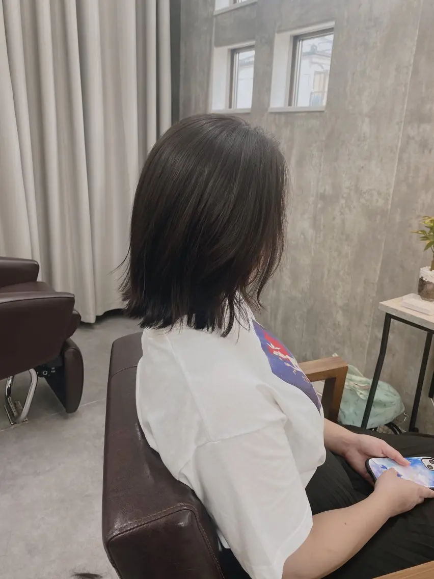 ミディアム ピンクブラウン 1席のみの 美容室IKKIのヘアスタイル