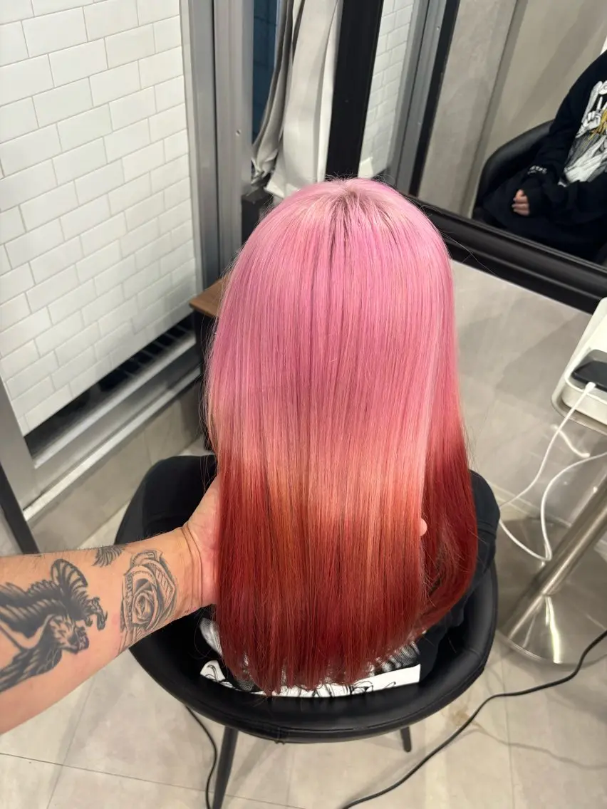 ロング ヘアカラー ✨渋谷ハイトーン 功太郎のヘアスタイル