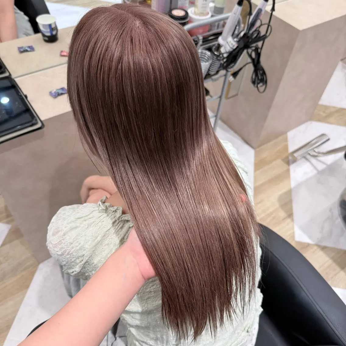 セミロング ヘアカラー EIGHT／ natsukiのヘアスタイル