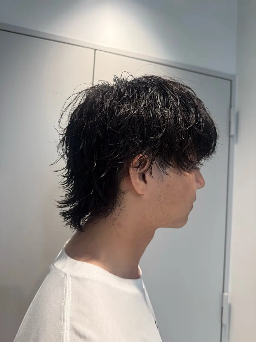 ミディアム カラー パーマ メンズ キッズ ミディアムパーマ メンズパーマ メンズウルフカット ウルフカット 栄💗メンズ｜似合せ パーマ｜haruのヘアスタイル