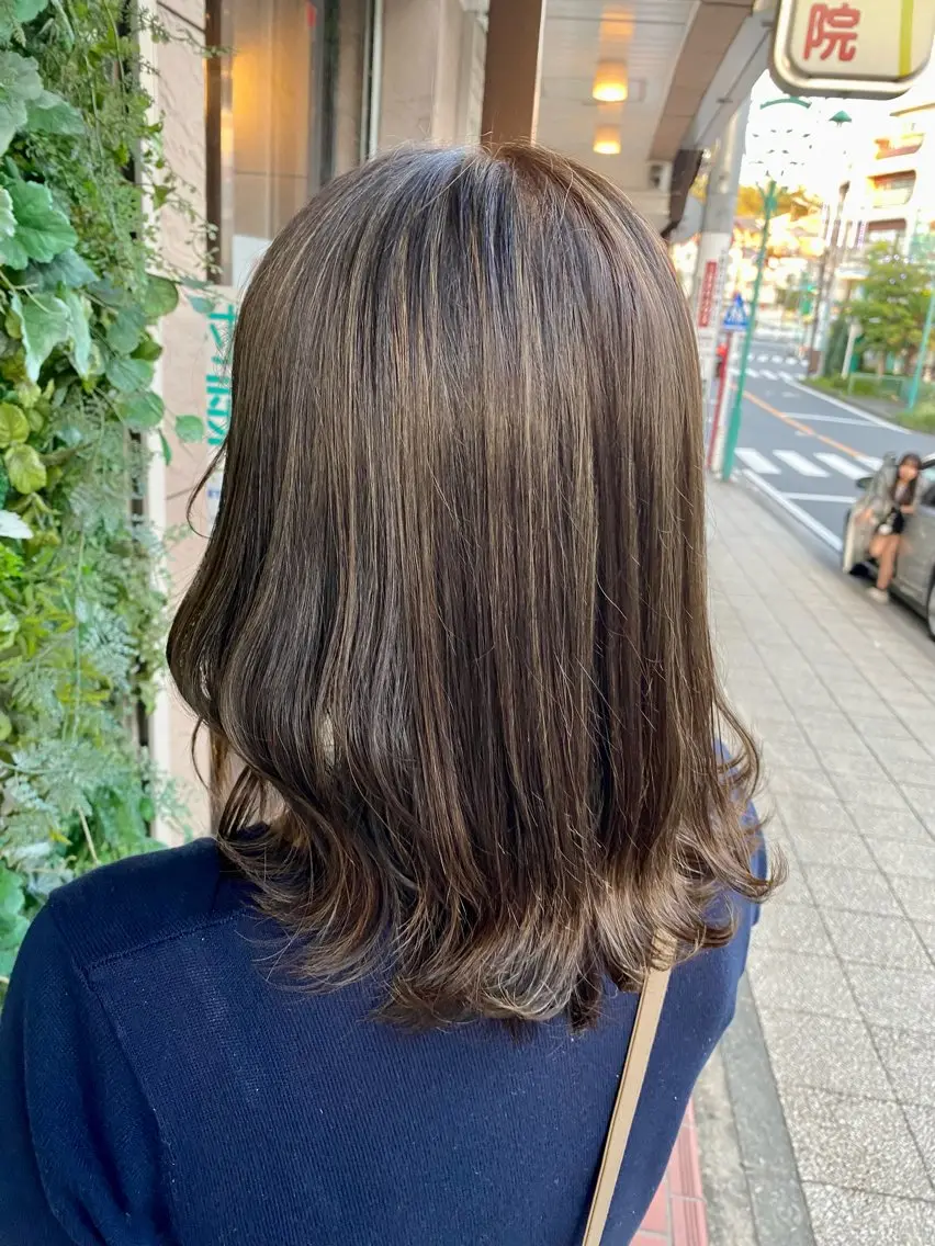ミディアム カラー カット ヘアカラー トリートメント 透明感カラー/韓国 ヘア🩶yuri🩵のヘアスタイル