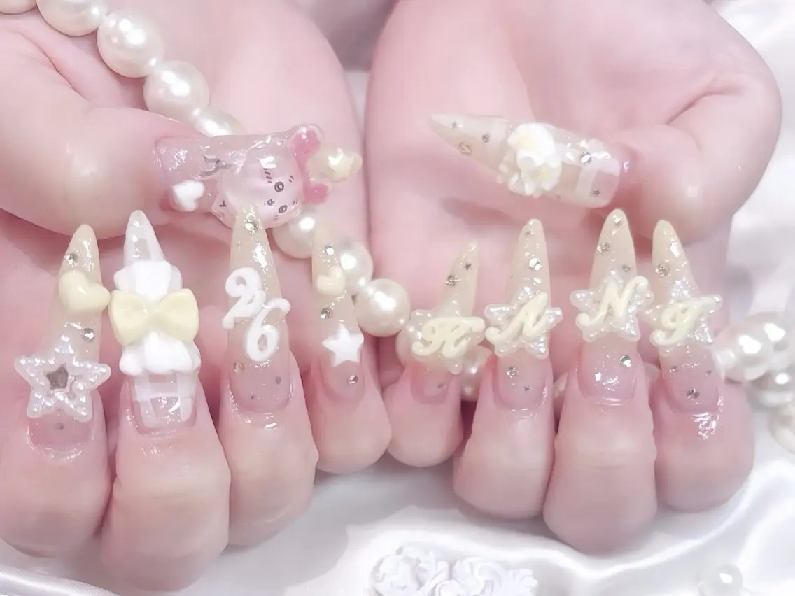 ネイル ブルー ジェルネイル ガーリー グラデーション グリーン ハンドネイル Rin Nail 新大久保店のネイルデザイン