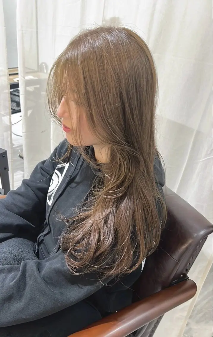 ロング 髪質改善 レイヤーカット 特化✨透明感カラー 白髪染め✨住田緋菜のヘアスタイル