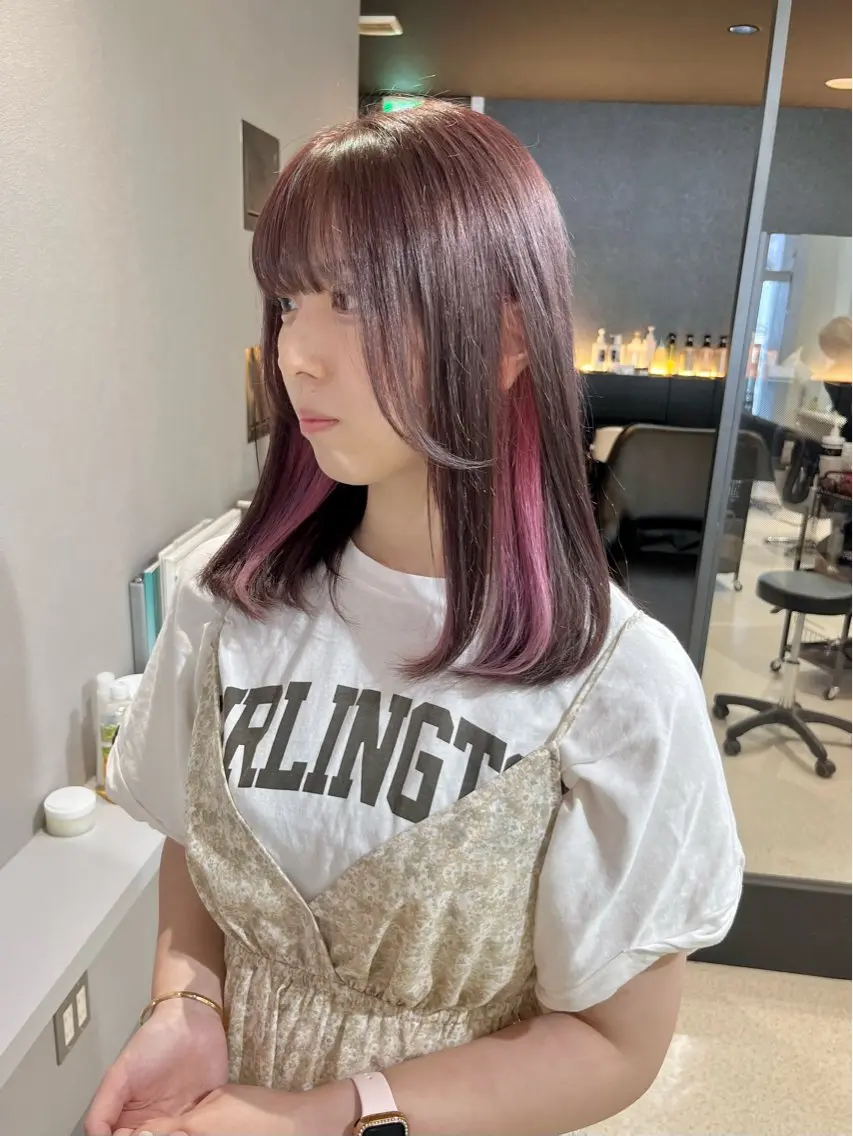 セミロング カラー KANA🎀韓国 🇰🇷ハイライトのヘアスタイル