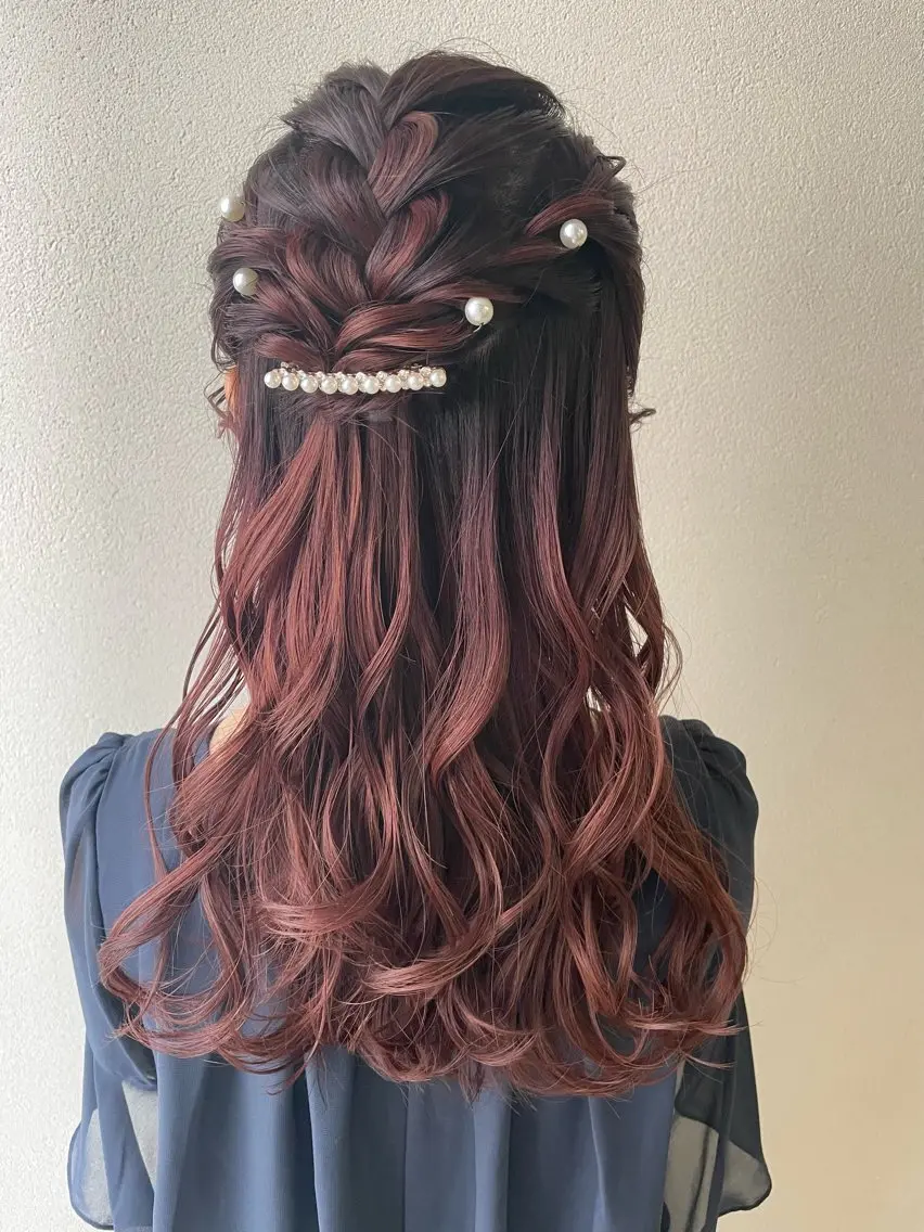 ロング ヘアアレンジ ハーフアップ ヘアセット 沢田 瞳のヘアスタイル