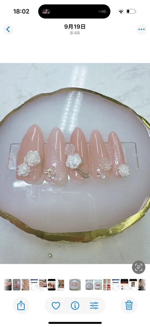 ネイル アートネイル ボルドー チークネイル ドット フットネイル フットネイル Queeens nailのネイルデザイン