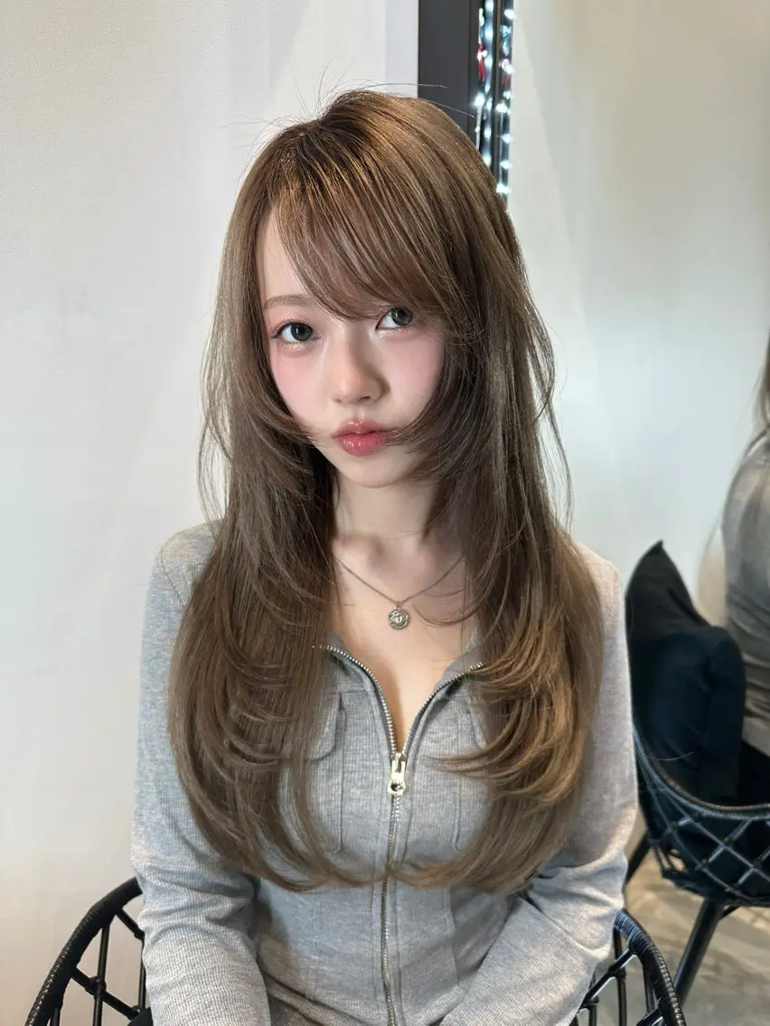 【🎉平日限定超お得クーポン】カットカラートリートメントの写真