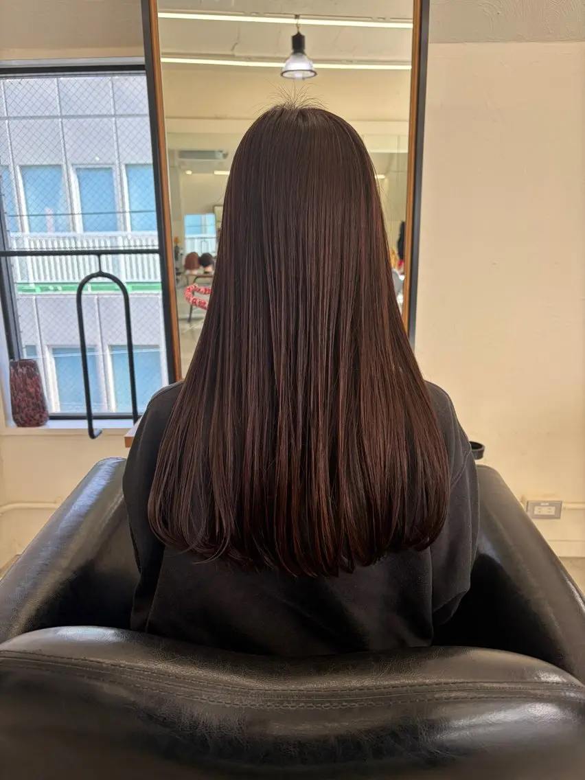 ロング ヘアカラー 加藤 瑠彩のヘアスタイル