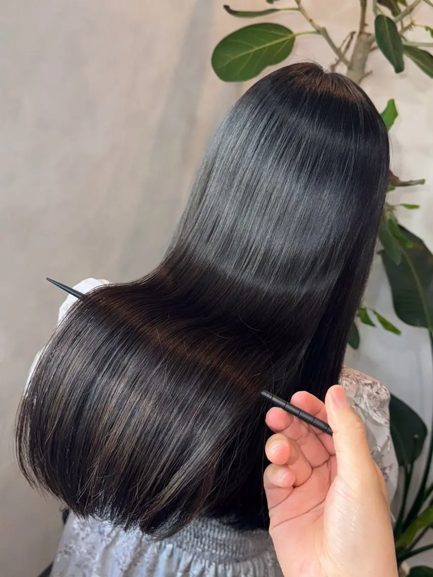 ✨圧倒的艶髪✨カット＋美髪ストレート(縮毛矯正)¥21,000​〜​【ロング料金M+¥1,000/L+¥2,000】髪質改善の写真