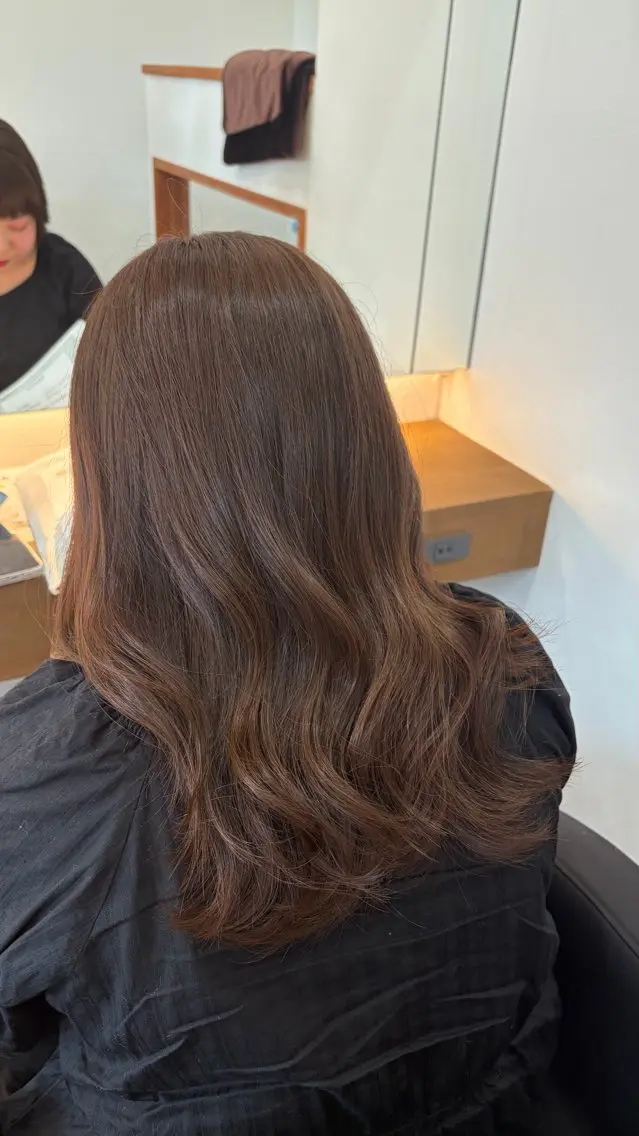 ロング ショートボブ 韓国風カラー ボブ ハイライト 髪質改善 カット ヘアカラー トリートメント 神田 姫奈|郡山 |レイヤーカットのヘアスタイル