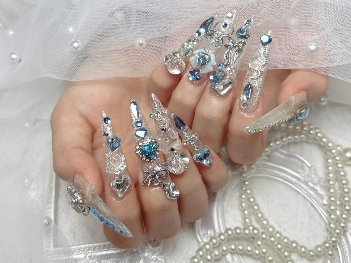 ネイル ジェルネイル 韓国ネイル マグネットネイル 持ち込み ワンカラーネイル ハンドネイル ハンドケア R1🎀Nail💕 池袋東口店のネイルデザイン