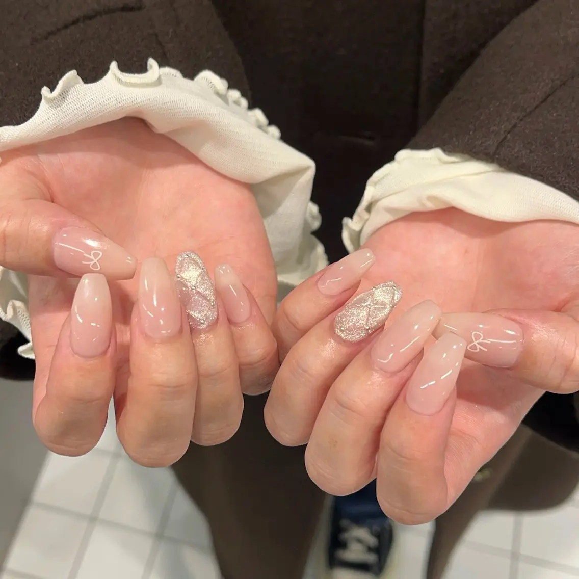 ネイル キラキラネイル ラメ(グリッター) ラメグラデーション ピンク 冬ネイル ハンドネイル 横浜Nailist 𝜗𝜚春菜のネイルデザイン