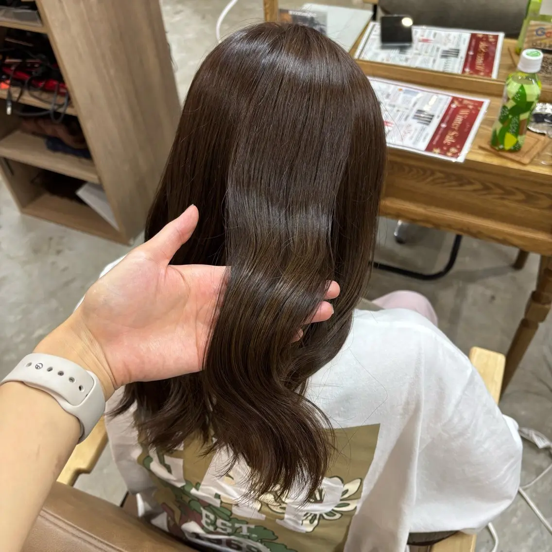 ロング カラー ブラウンカラー カット ヘアカラー 望月 星来のヘアスタイル