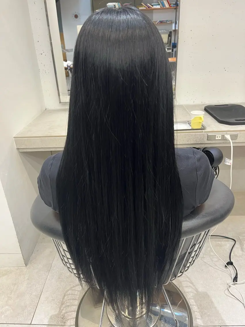 ロング ヘアカラー 縮毛矯正⚡️カラー いいじまのヘアスタイル