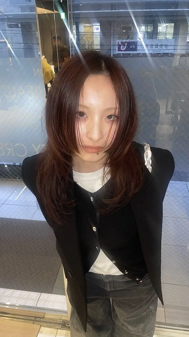 セミロング カラー 北山 夢菜のヘアスタイル