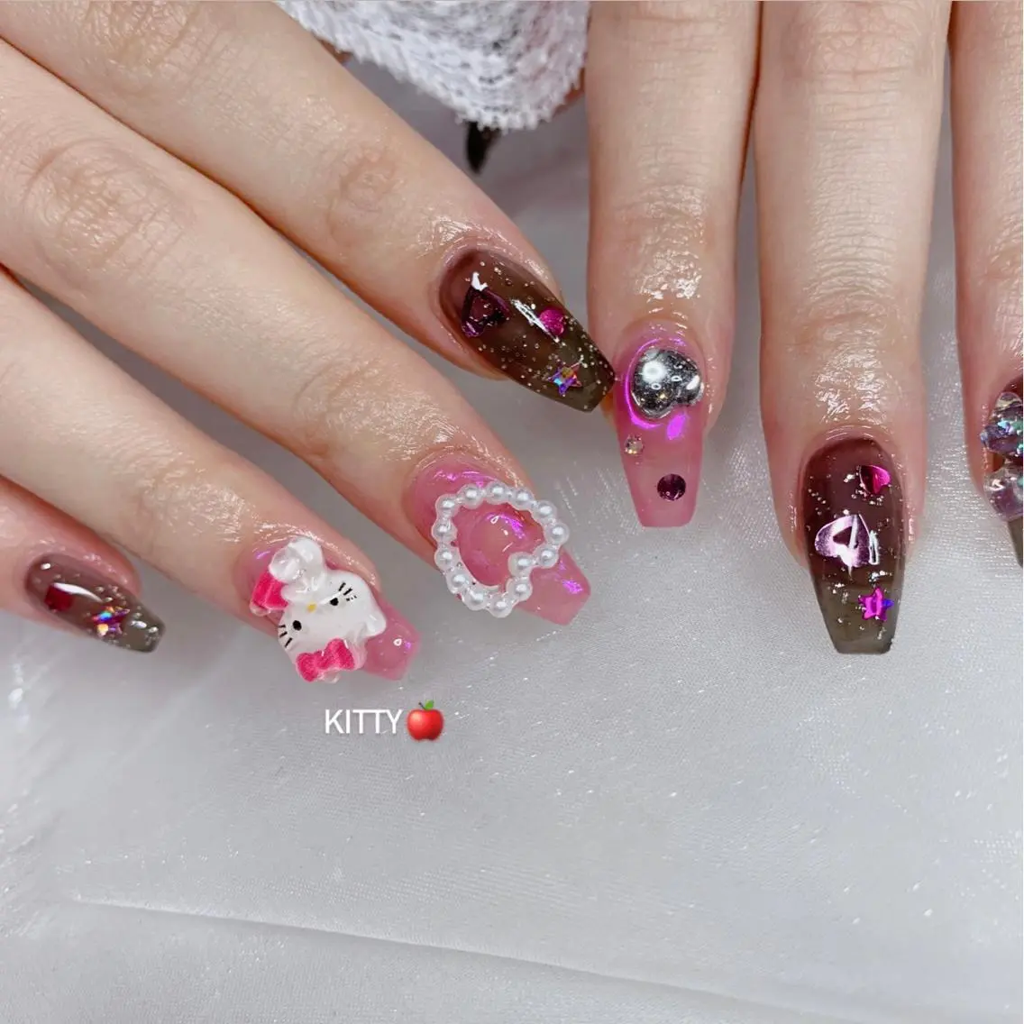 ネイル ハンドネイル La neige* yuki 🐩🌙のネイルデザイン