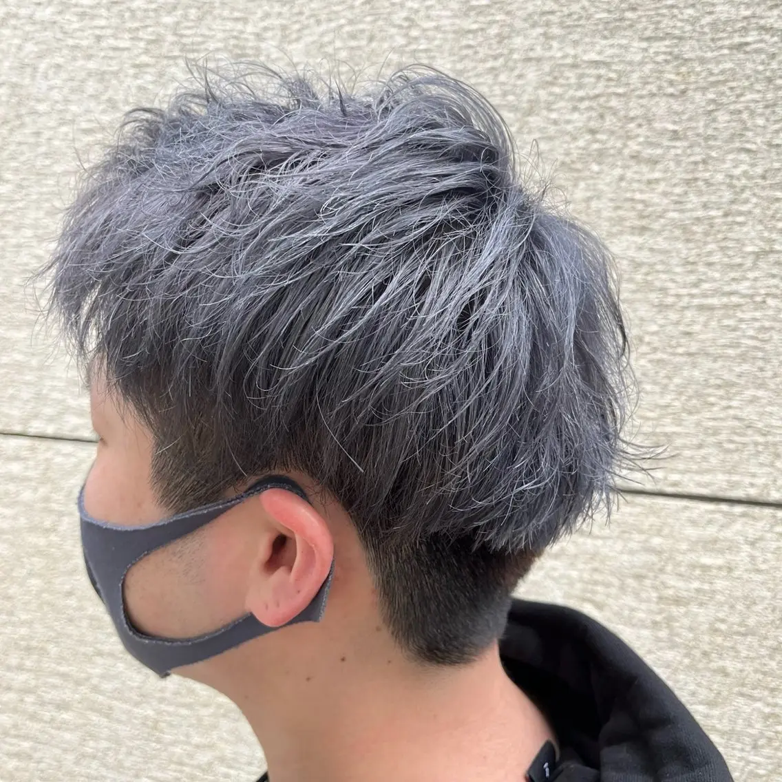 ショート カラー メンズ メンズブリーチ ブリーチ 🐾 脱白髪染め 篠崎🐾のヘアスタイル