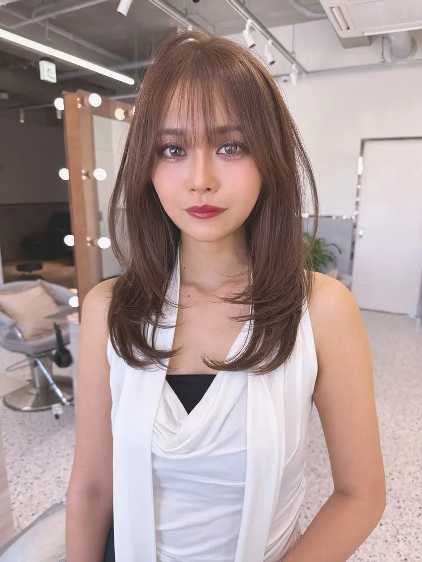 セミロング カラー ブリーチ 透明感カラー ダブルカラー グレージュ ブリーチなしカラー カット ヘアカラー トリートメント ✨レイヤー/韓国 /✨ヘア山下　遥のヘアスタイル