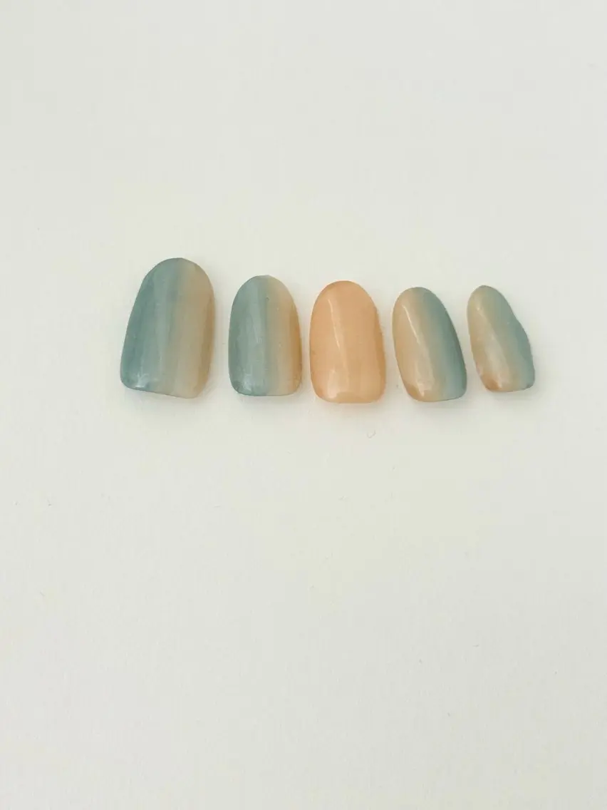 ネイル マグネットネイル ハンドネイル charm.nail 🌼kanaのネイルデザイン