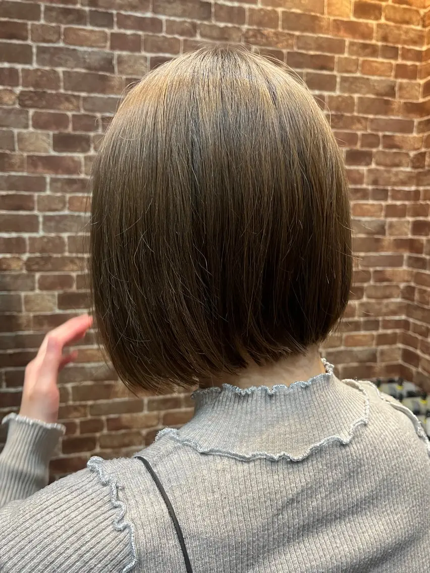 ミディアム カラー 久木原 ゆりのヘアスタイル