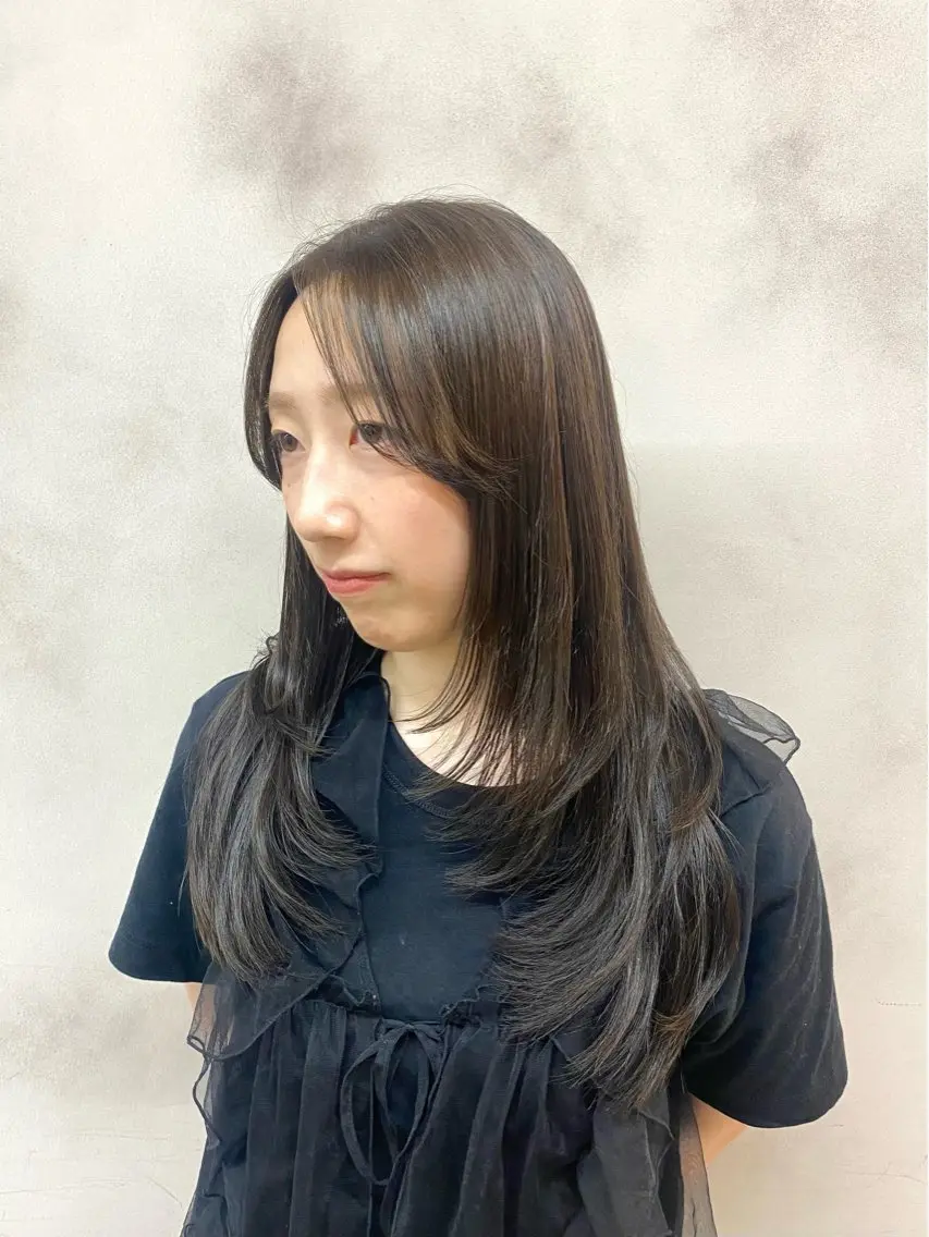 ロング レイヤーカット レイヤー/顔まわり/ 艶カラー/長野/あやのヘアスタイル