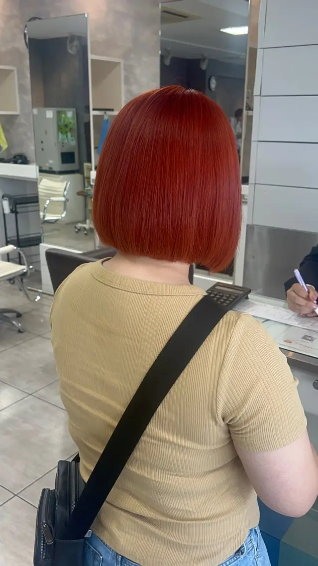 ミディアム カラー ヘアアレンジ インナー×縮毛矯正 ピンクカラー澤井里菜のヘアスタイル