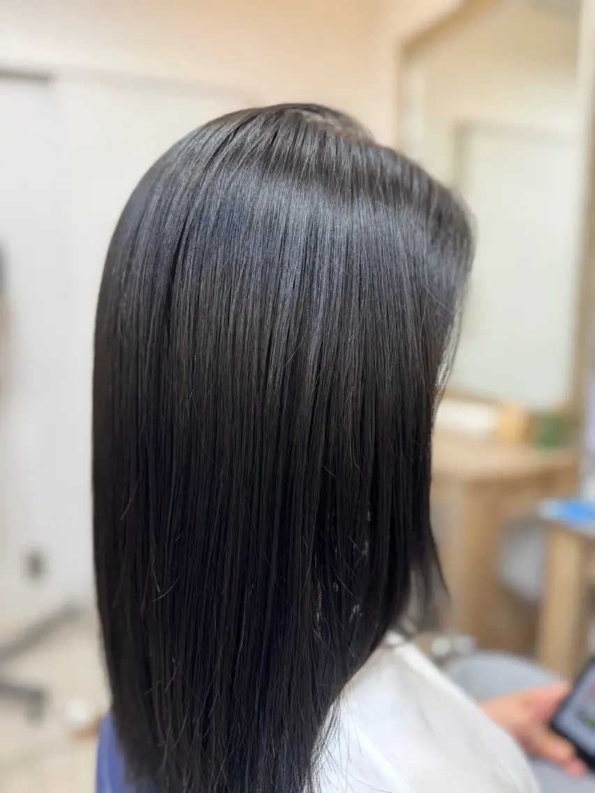 ミディアム カラー 透明感カラー 仲田 大記のヘアスタイル