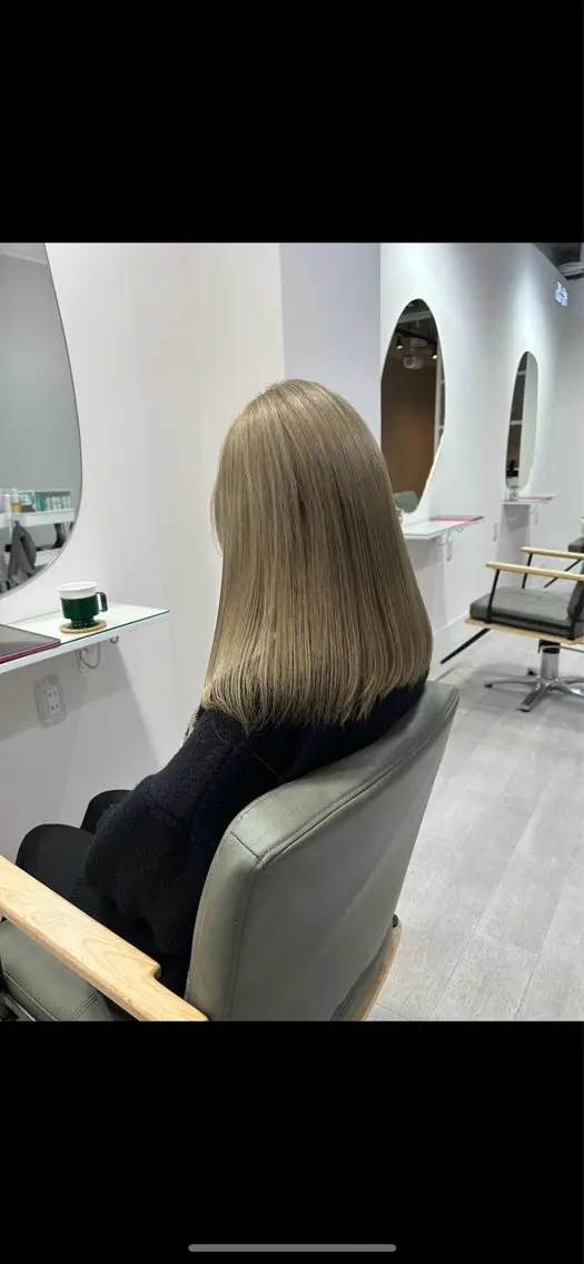 🎀リタッチ（３センチ以内）ブリーチオンカラー+3stepトリートメント🎀の写真