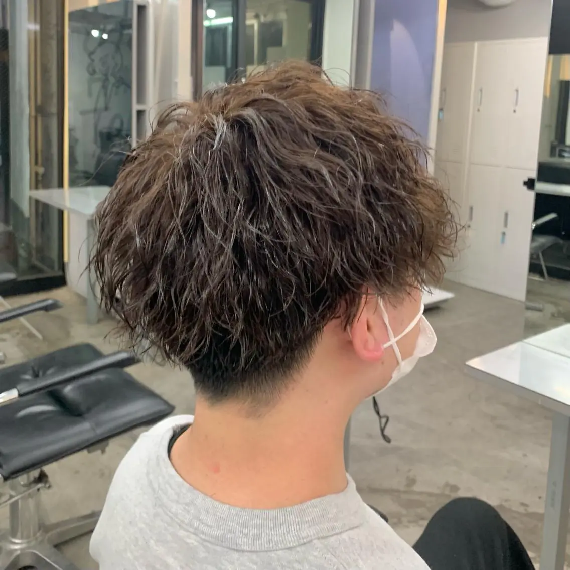 ショート カラー パーマ メンズ メンズブリーチ マッシュ ブリーチ 透明感カラー ブリーチなしカラー カット ヘアカラー パーマ メンズ特化美容師/ 藤戸 椋のヘアスタイル
