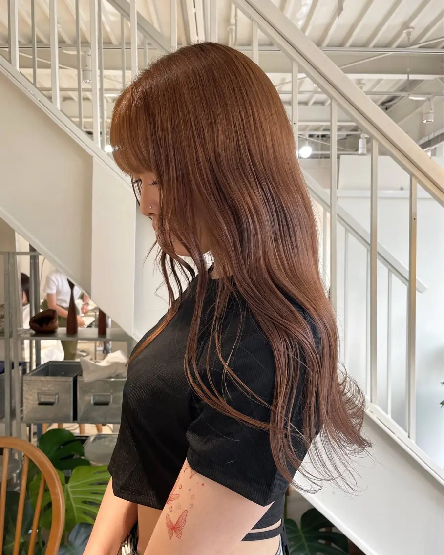 ロング カラー ブラウンカラー オレンジ オレンジブラウン 安西 香利奈のヘアスタイル