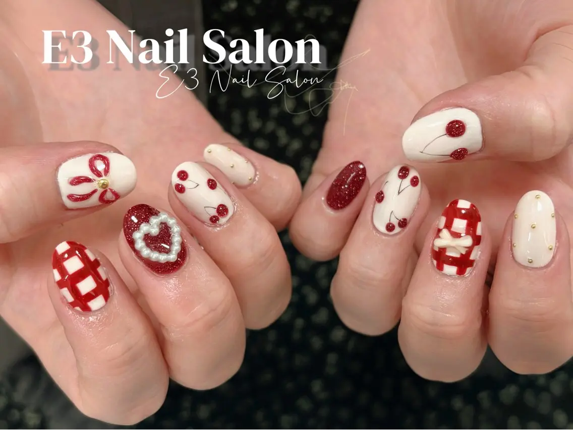ネイル 桜ネイル フレンチネイル ジェルネイル ガラスフレンチ グラデーション ハンドネイル E3 Nail Salonのネイルデザイン