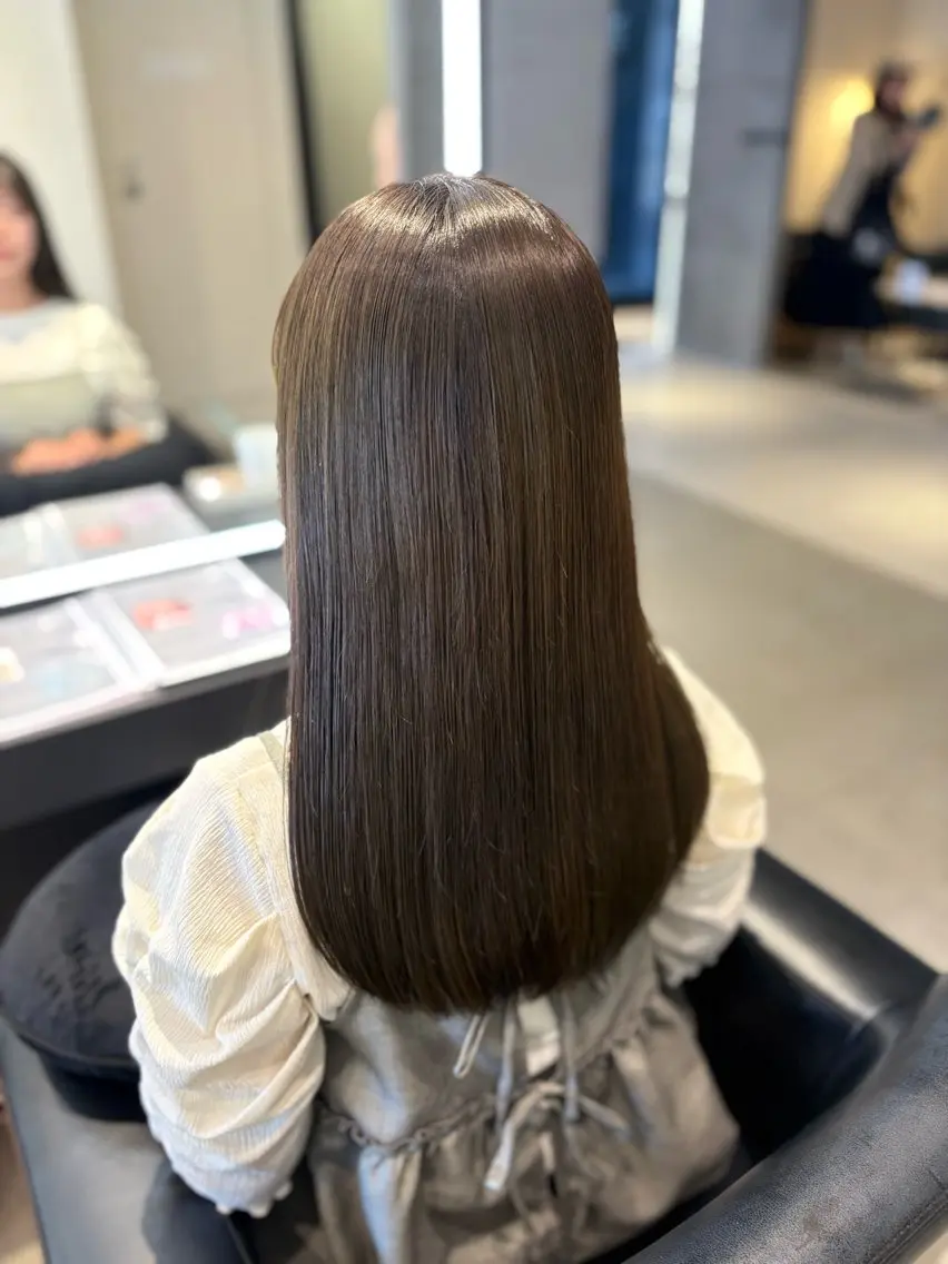 セミロング 髪質改善・水素カラー ARIA(ému)のヘアスタイル