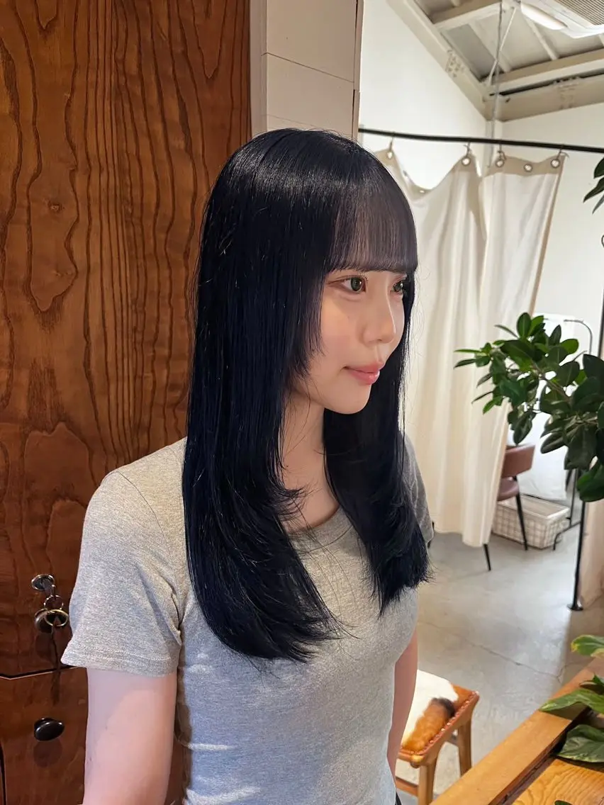 ロング カラー ヘアカラー ブリーチ/透明感ベー ジュ/ふじわら はゆのヘアスタイル