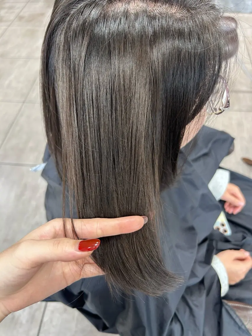 ミディアム カラー ブラウンカラー オリーブブラウン ヘアカラー トリートメント 🎀艶カラー🎀 よしいあまねのヘアスタイル