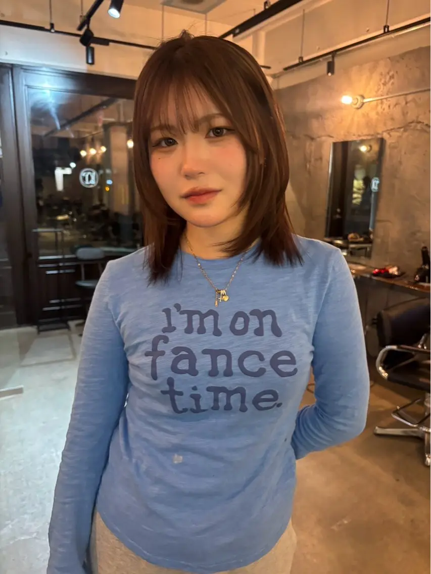 ミディアム ヘアカラー cocoha 🧩のヘアスタイル