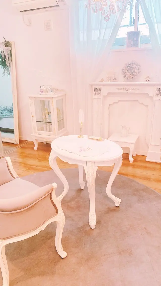 【 再来店 】ゆるまり小顔®︎ 頭蓋骨を緩めてお身体本来の小顔へと導きながら、健康美をつくります。(施術時間:65分)の写真