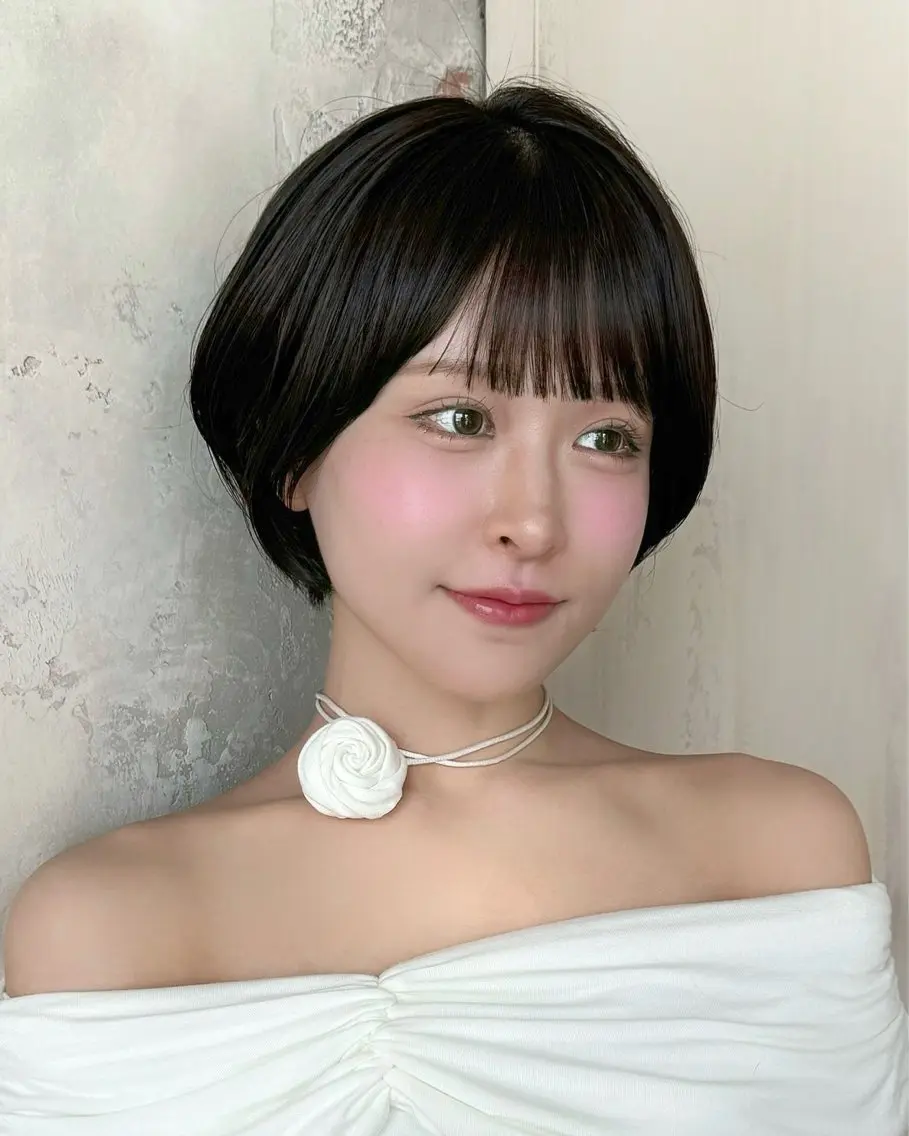 ショート カラー カット ヘアカラー トリートメント 💍新宿ショート 💍岩田莉奈のヘアスタイル
