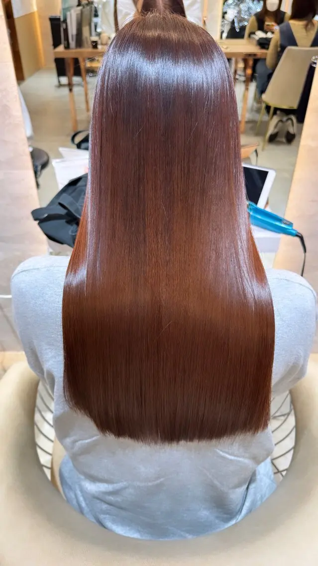 🌟ブリーチ毛の方限定🌟ブリーチ縮毛矯正+透明感カラー+似合わせカット✂️+1stepトリートメントの写真