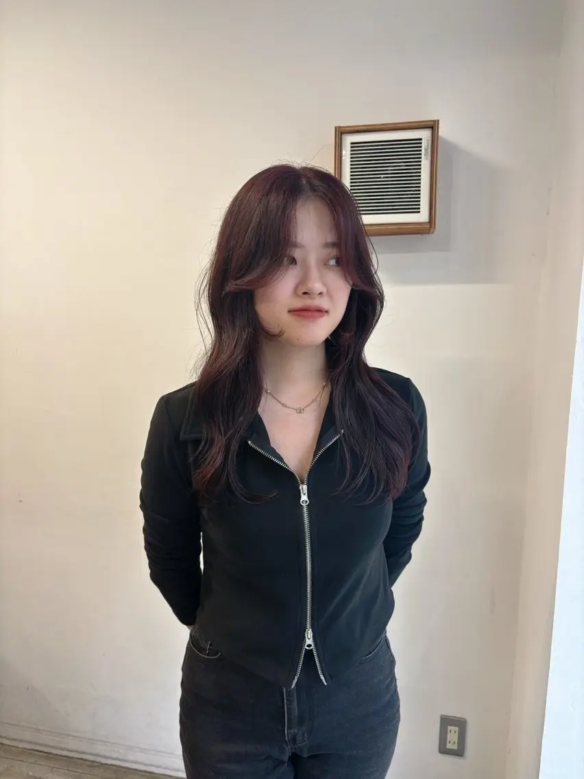 セミロング カラー ピンクカラー レッドカラー 韓国風ヘア カット ヘアカラー トリートメント 【韓国レイヤー特化 ハッシュカット】のヘアスタイル