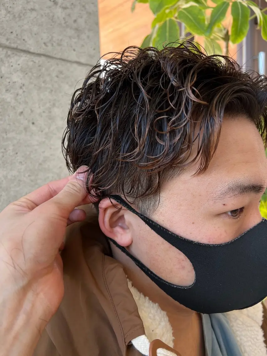 パーマ メンズ マルヤマ ヒカルのヘアスタイル