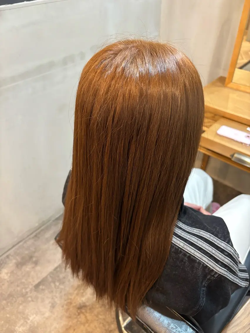 カラー ベージュカラー ブリーチ ブリーチなしカラー ヘアカラー 磯野 成基のヘアスタイル