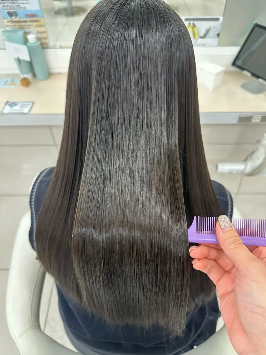 ロング 縮毛矯正 菅原 愛佳のヘアスタイル