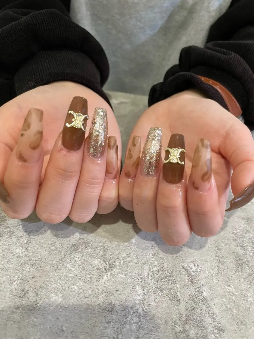 ネイル 持ち込み ハンドネイル Raviliss ♡のネイルデザイン