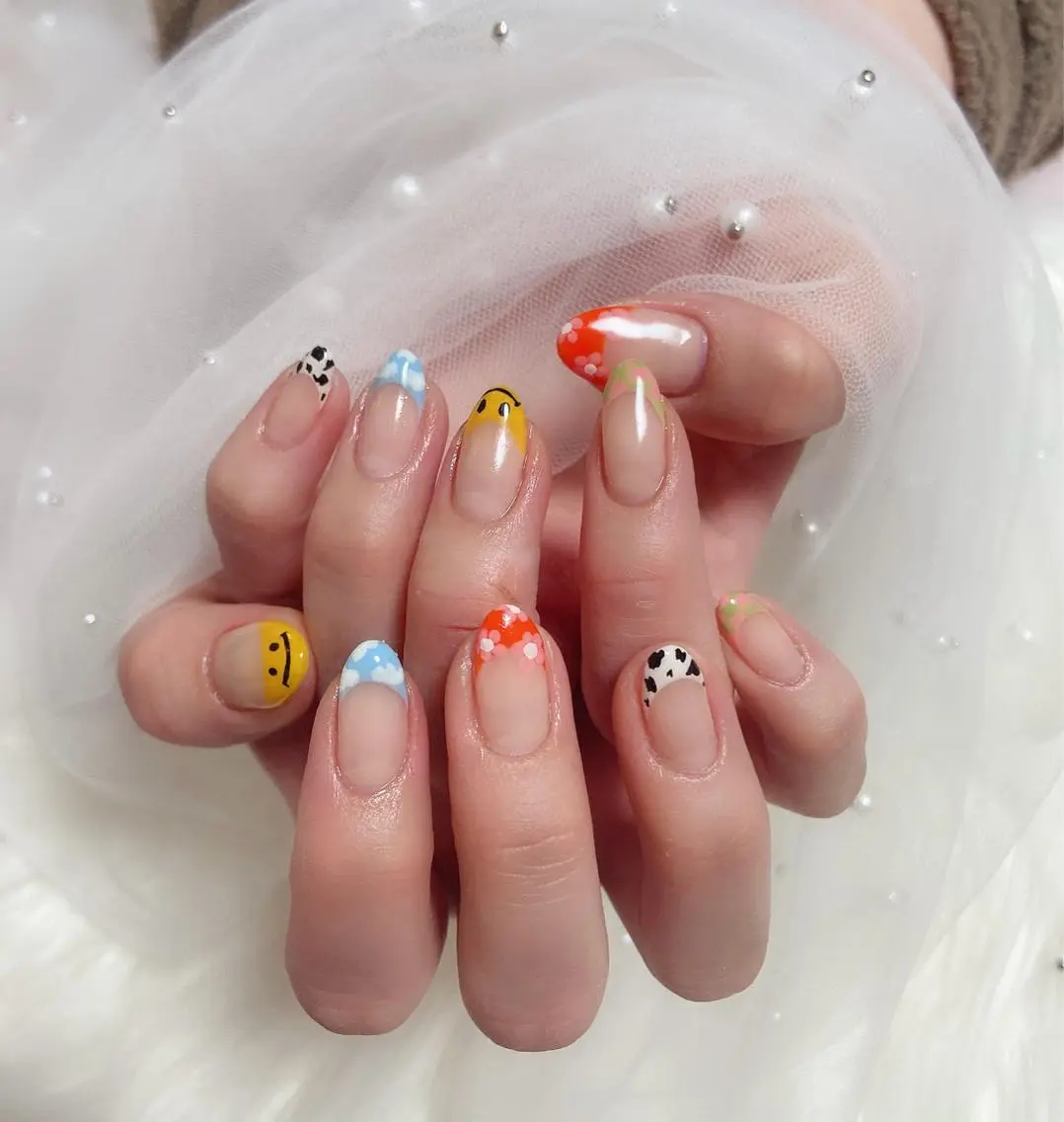 ネイル ハンドネイル ＆ME アンドミーのネイルデザイン