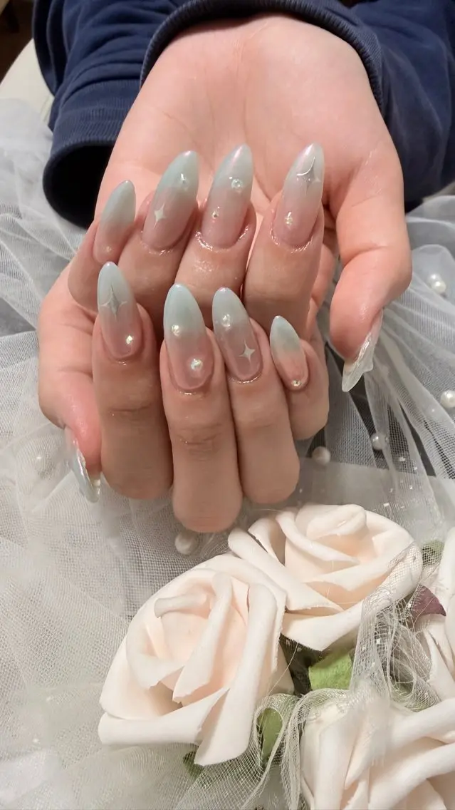 ネイル 伊藤 明美のネイルデザイン