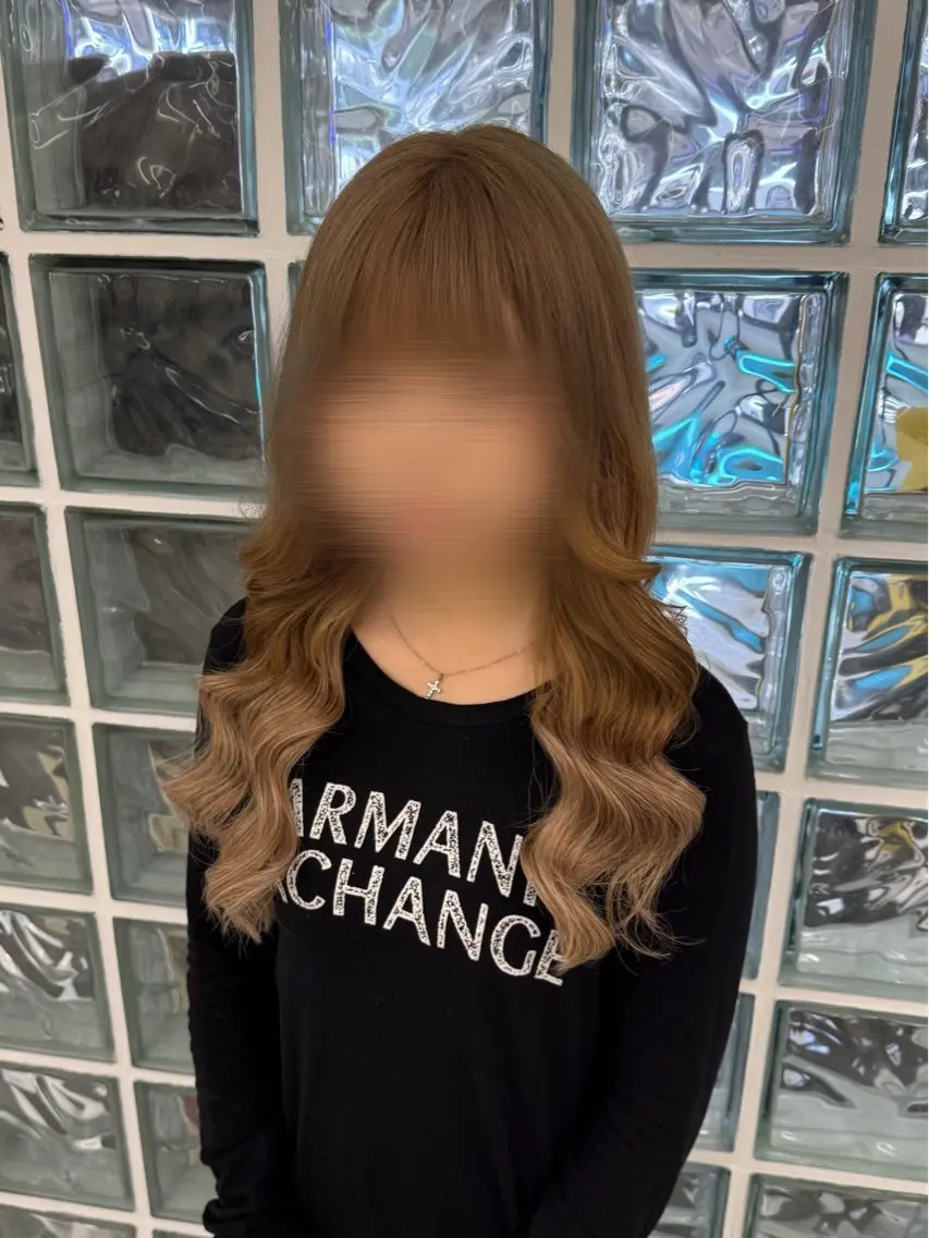 ロング ヘアカラー エクステ Nene /Roverのヘアスタイル