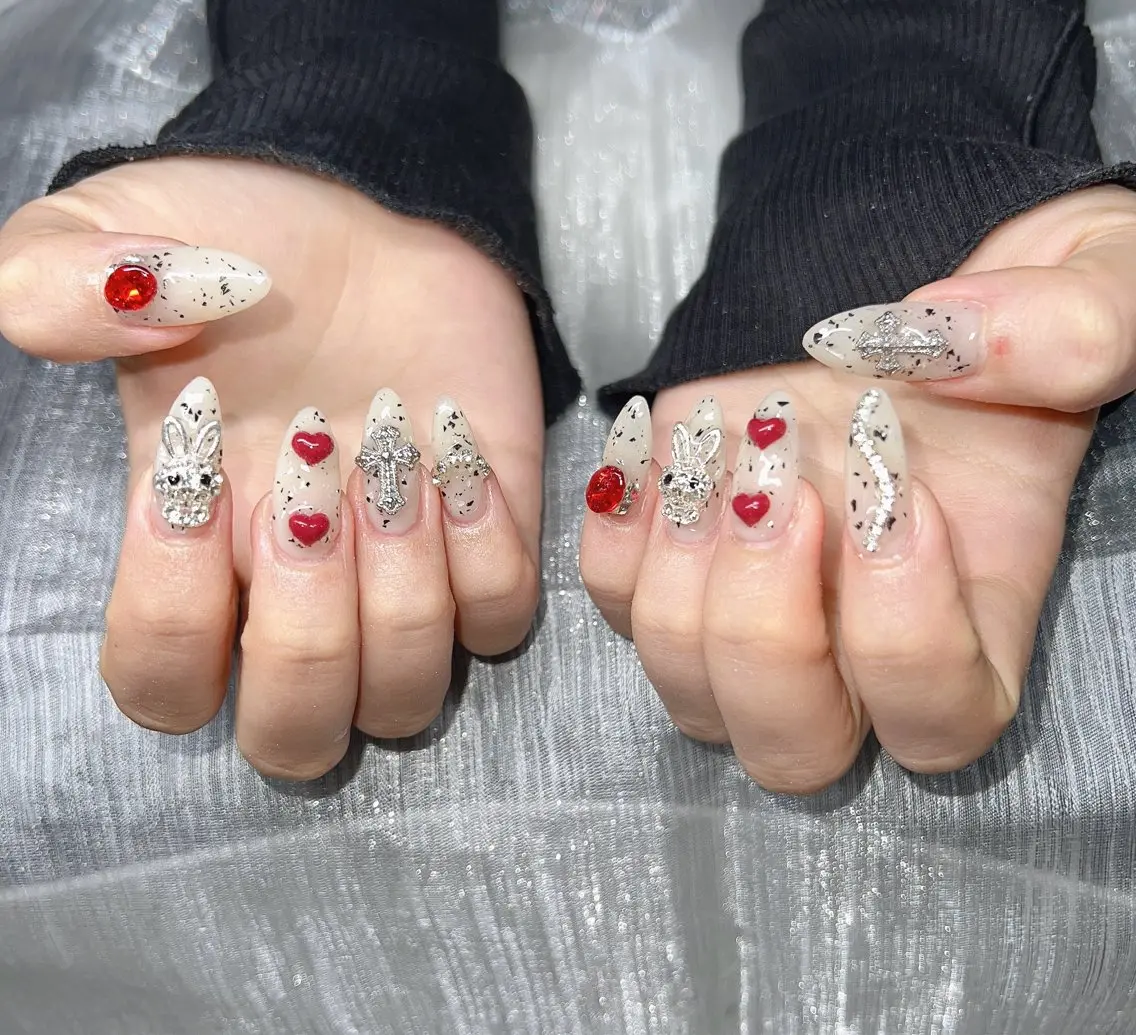 ネイル ハンドネイル Lee Nailsのネイルデザイン
