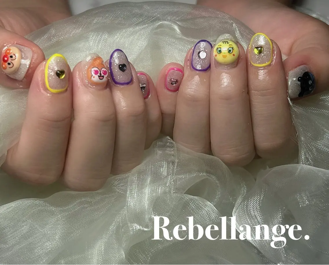 ネイル ハンドネイル Rebellange n.のネイルデザイン