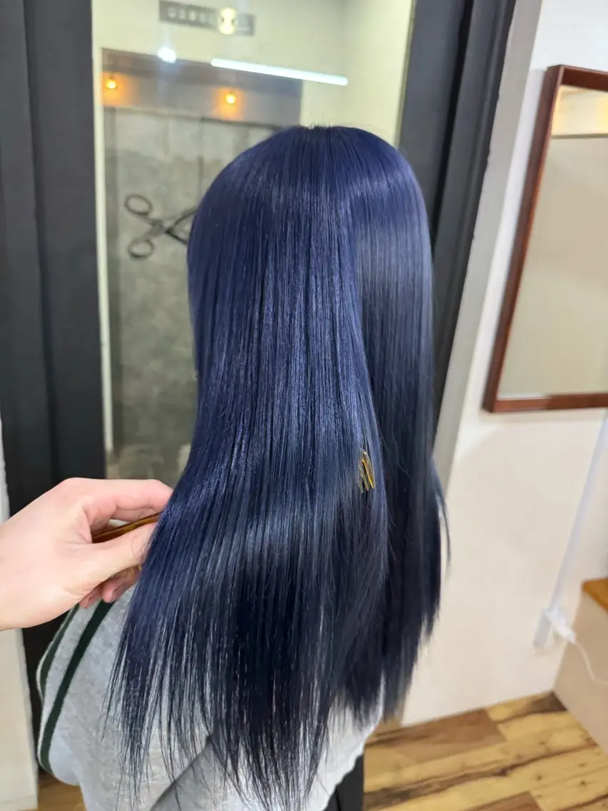 ロング カラー ネイビーカラー ヘアカラー ブリーチカラーモデル 募集中/ リョウスケのヘアスタイル