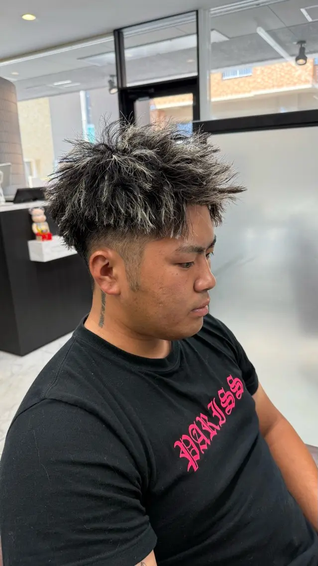 カラー パーマ メンズ メンズブリーチ メンズメッシュ メンズパーマ ツイストスパイラルパーマ ブリーチ メンズ専門 Ryukiのヘアスタイル